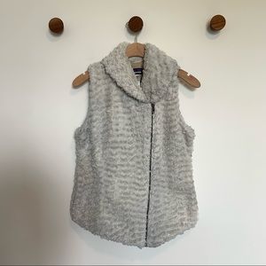 Patagonia Pelage Women’s White Vest Size Small